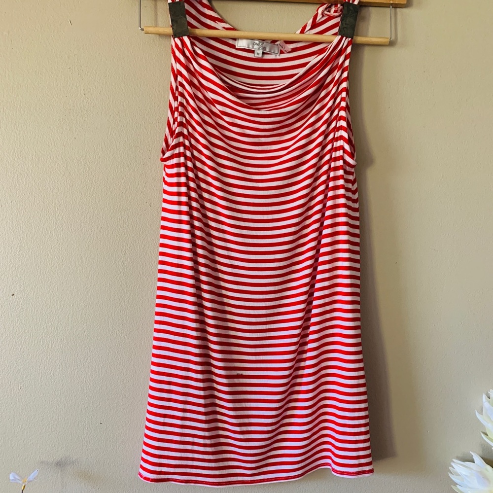 One 7 Six Stripe white res Tops with buckle